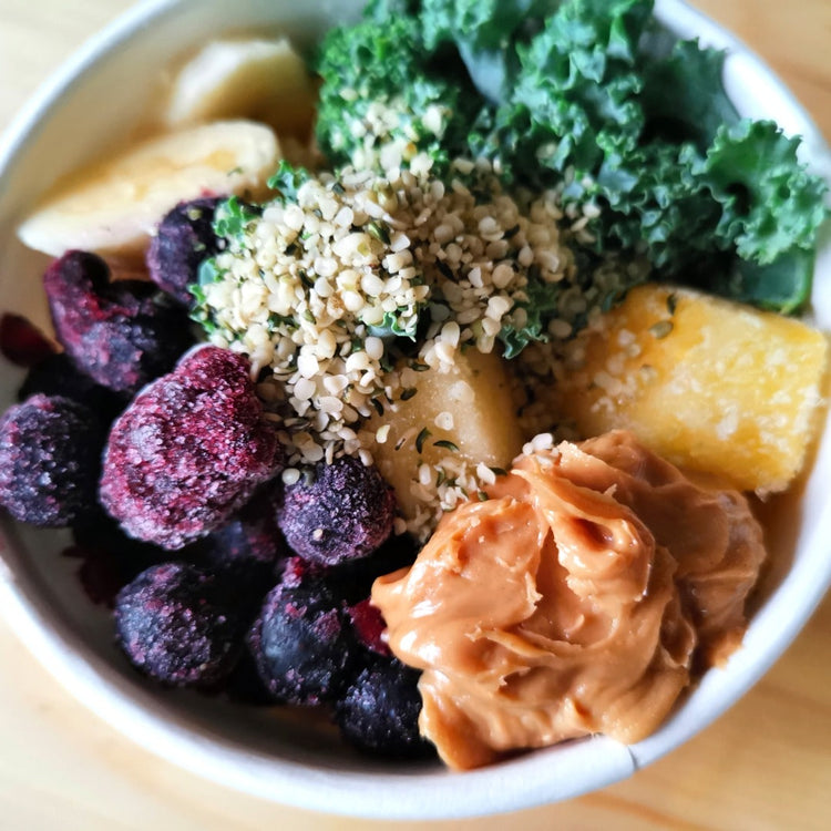 A Healthy Smoothie Pots delivery from Fierce Fuel.